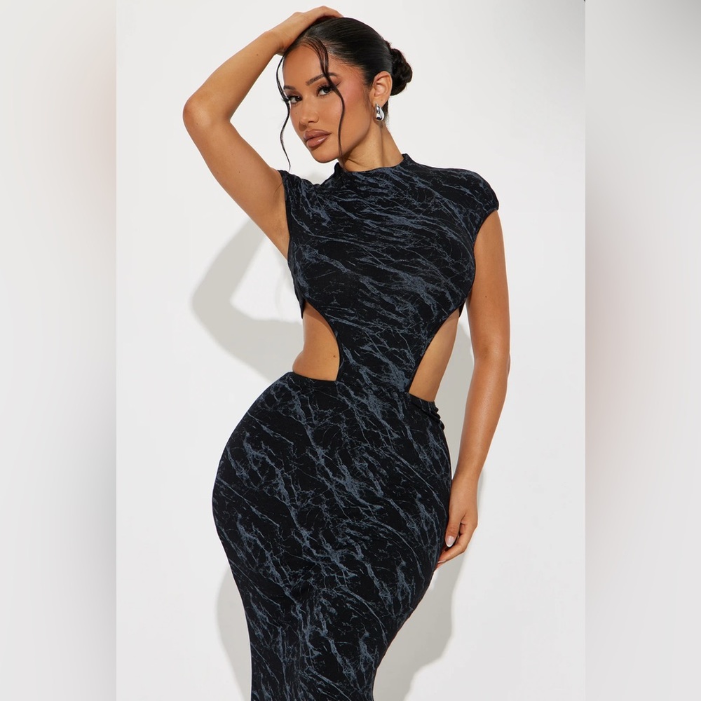 Cut Out Vacation Maxi Dress